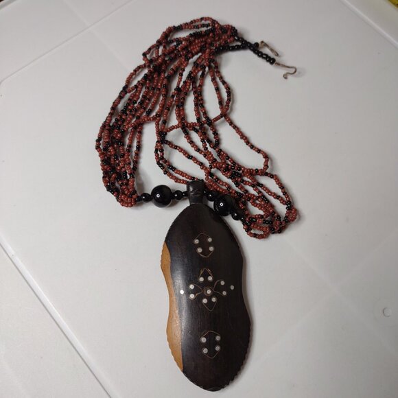 18 Inch Beaded Necklace With Large Wooden Pendant - Picture 3 of 10